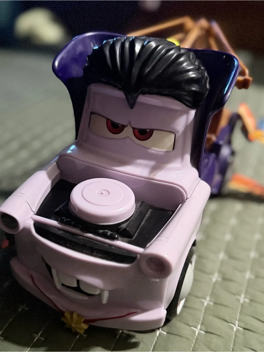 Disney Purple Vampirina Tow Truck Vehicle